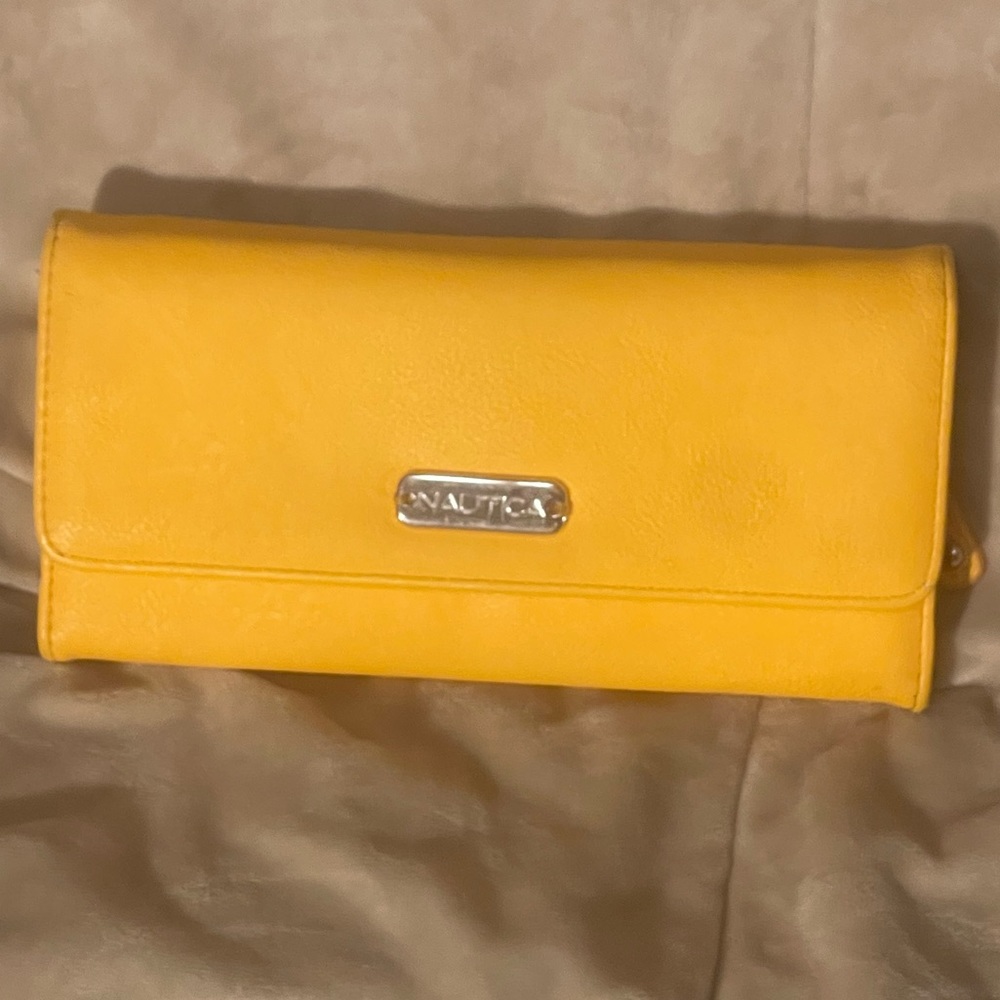 Náutica RFID yellow wallet clutch organizer